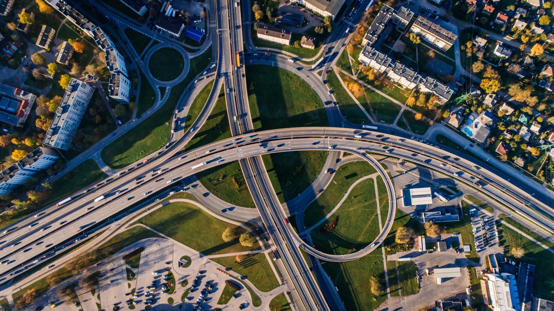 An image of a curving highway