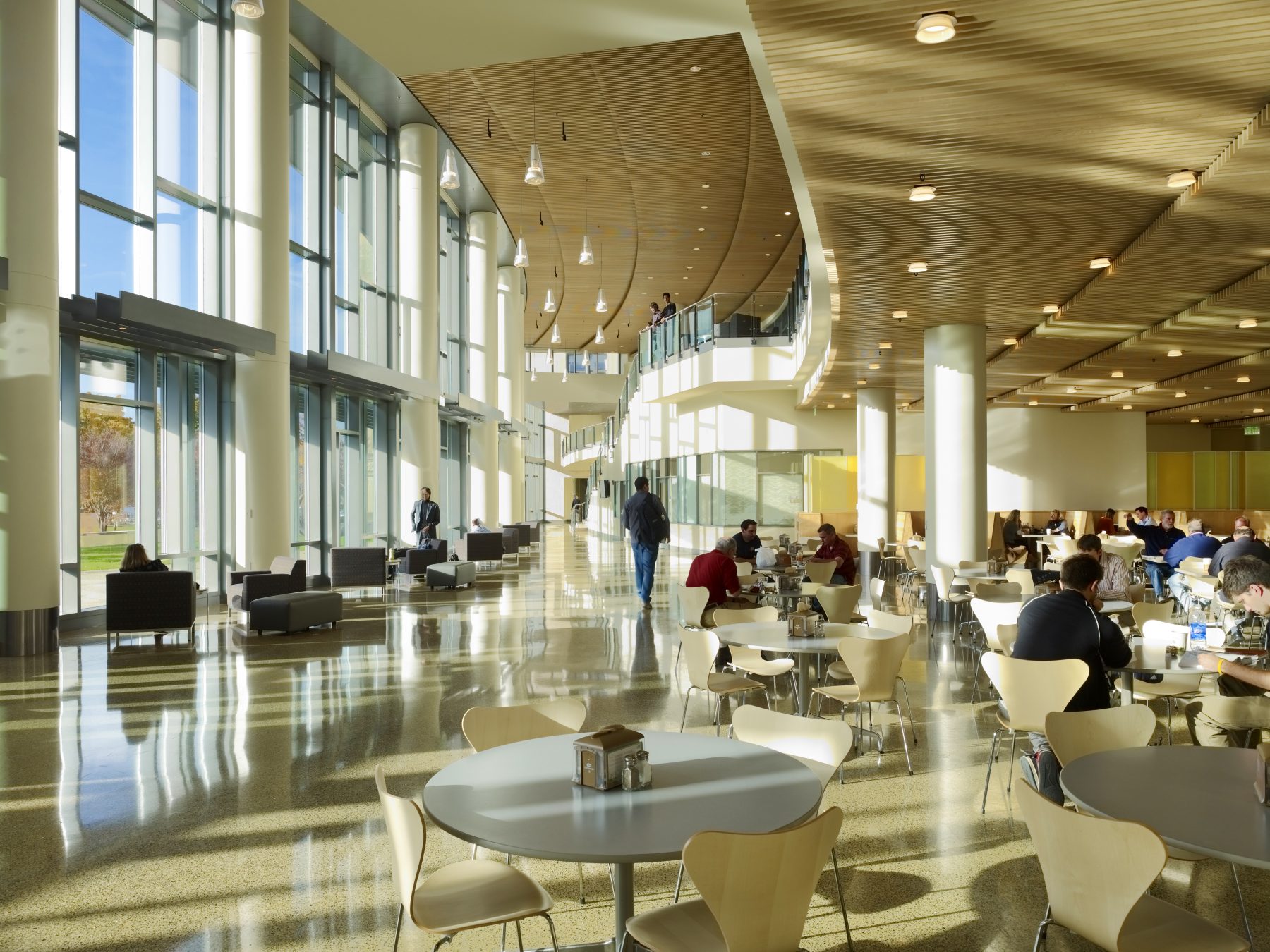 MIT Sloan School of Management dining hall
