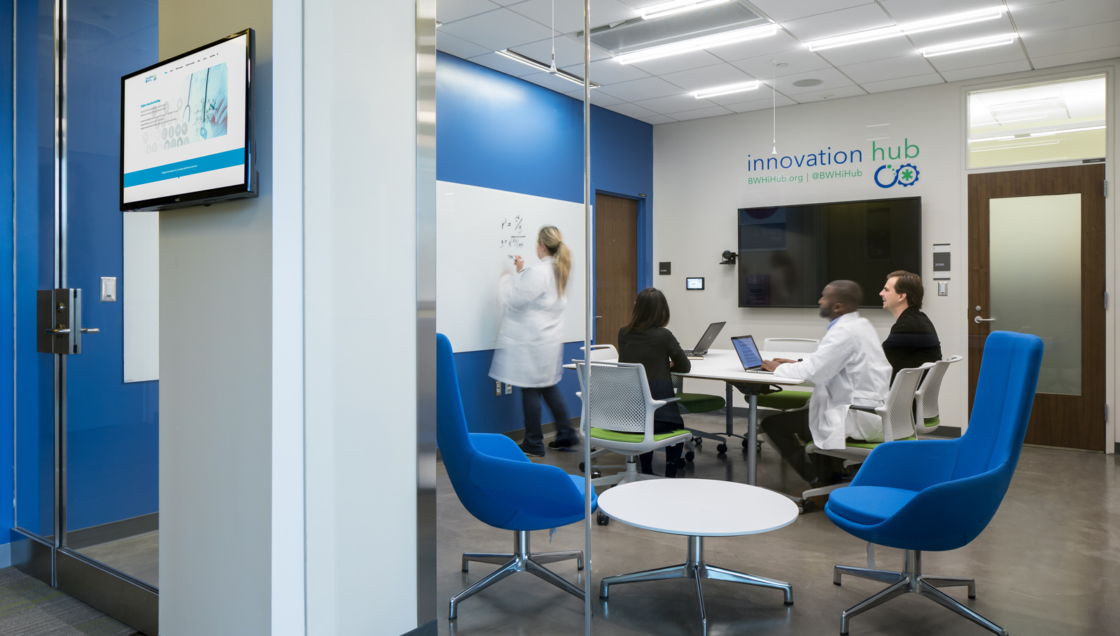 Brigham And Women's Hospital Interior conference room innovation hub