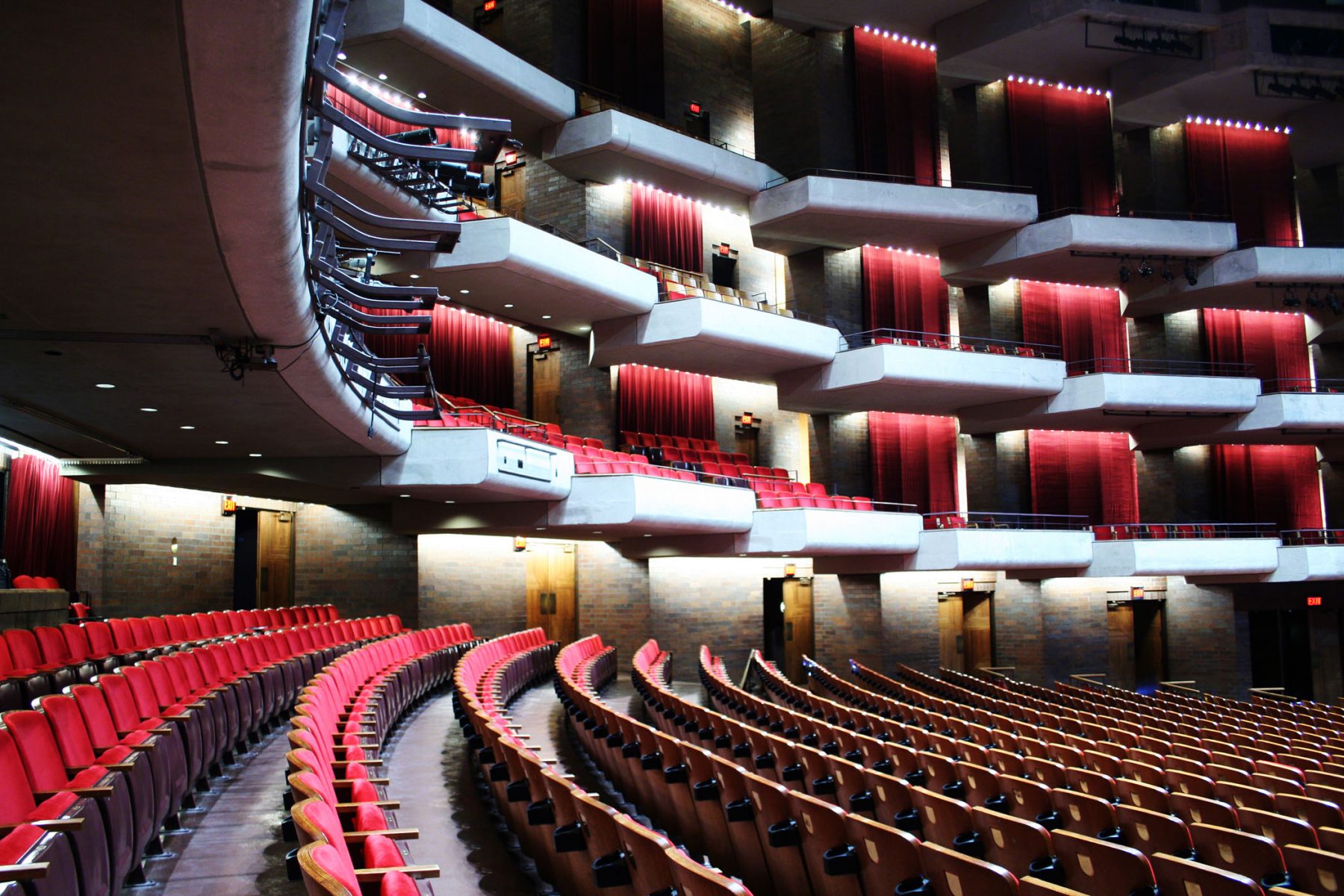 a photo of the Straz Center Morsani room.