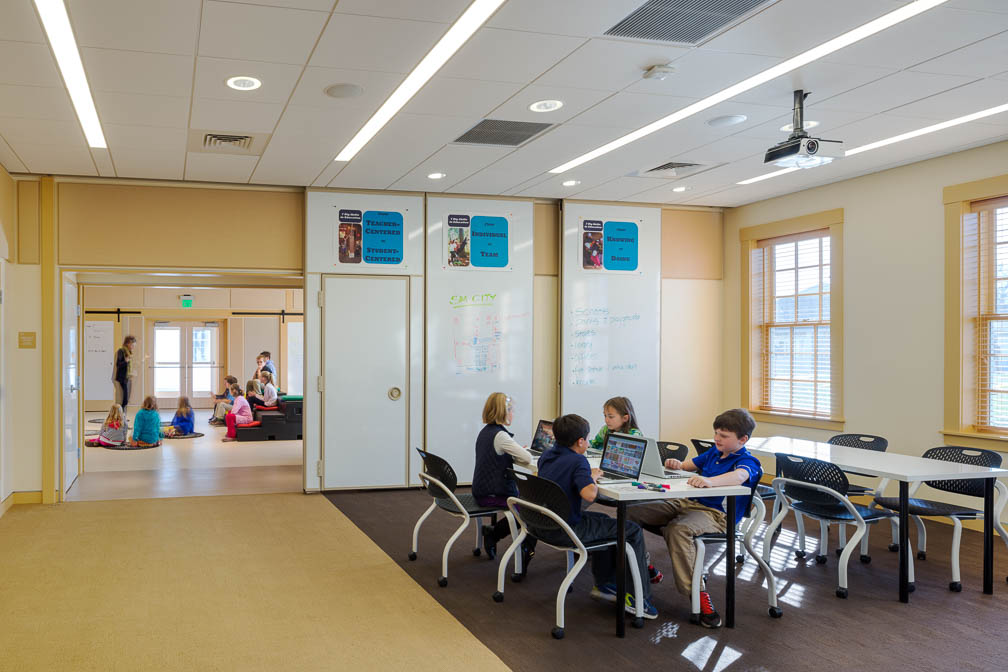 Derby Academy Innovation Center classroom, open classroom concept