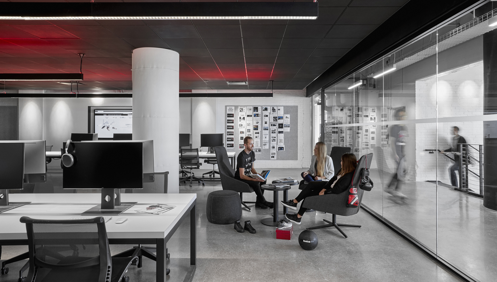 Reebok Headquarters Boston, work stations and lounge chairs