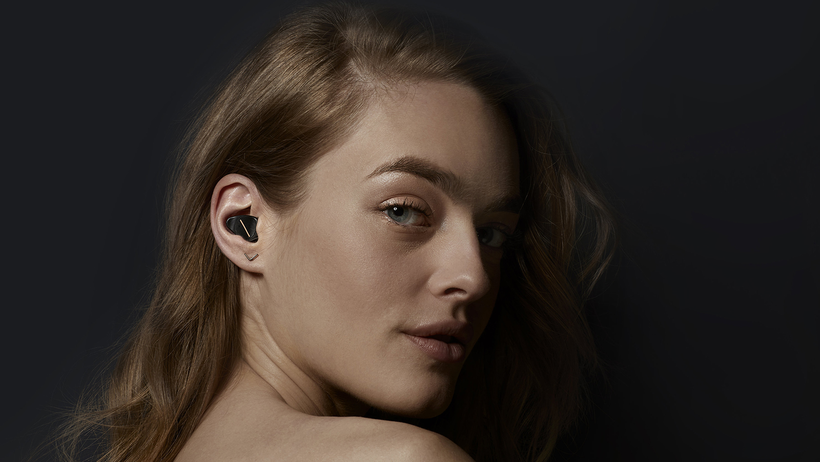 Earos One headphone being modeled