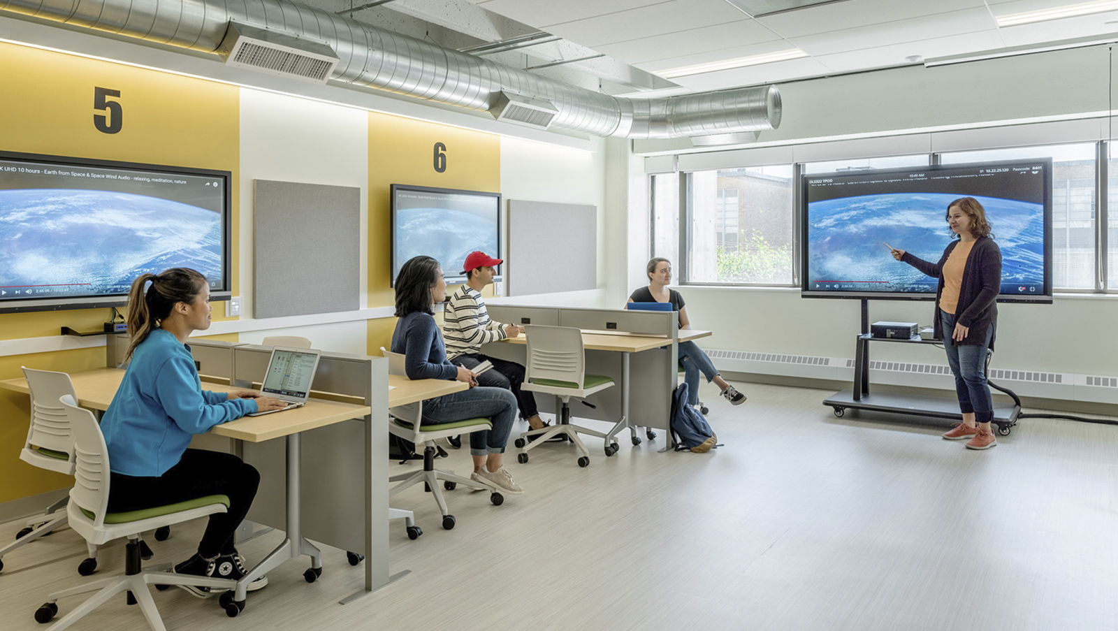 Umass Lowell Olsen Classroom Interior