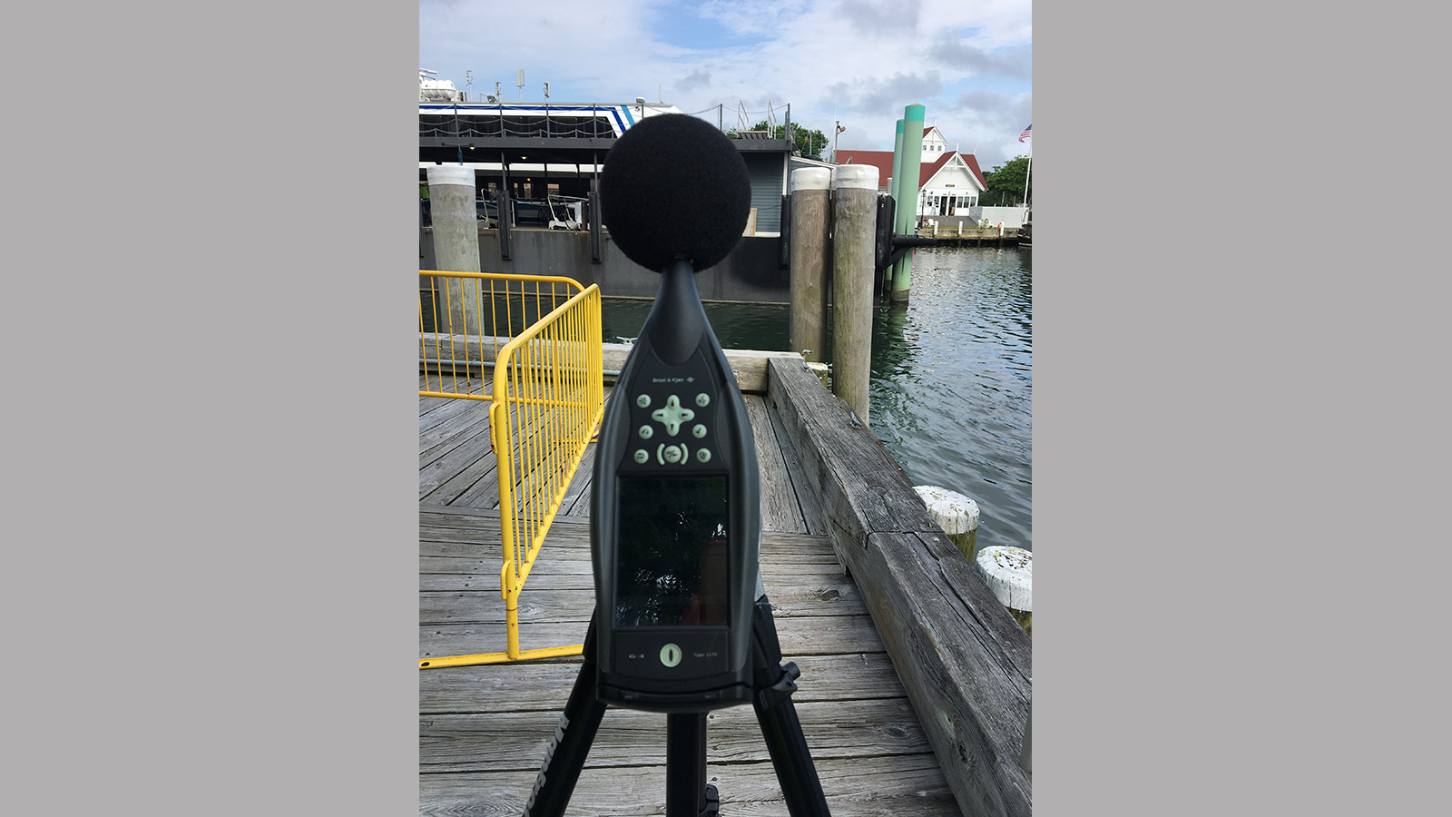 Grey Lady MV, noise measuring equipment