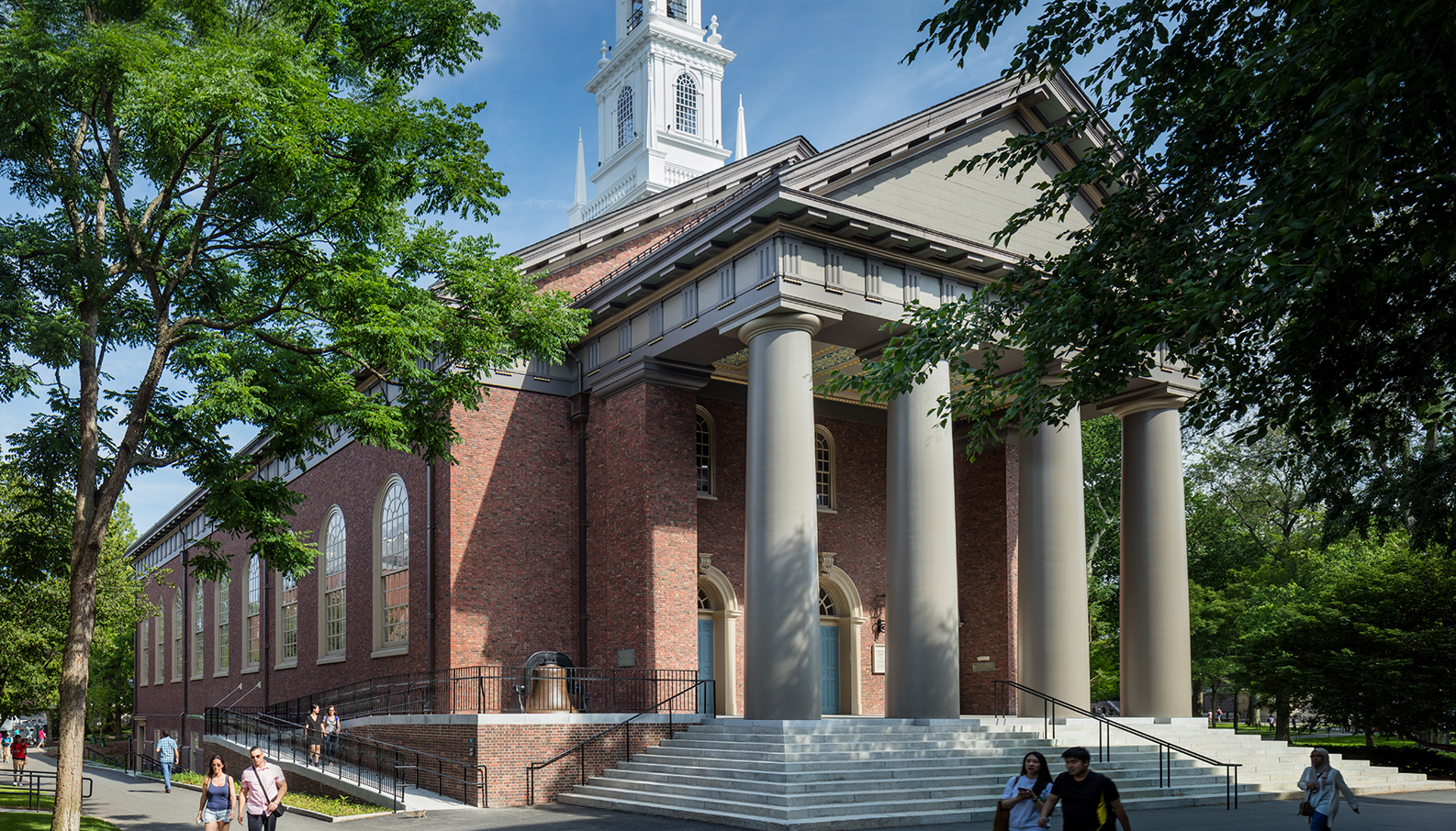 Harvard Memorial Church Exterior