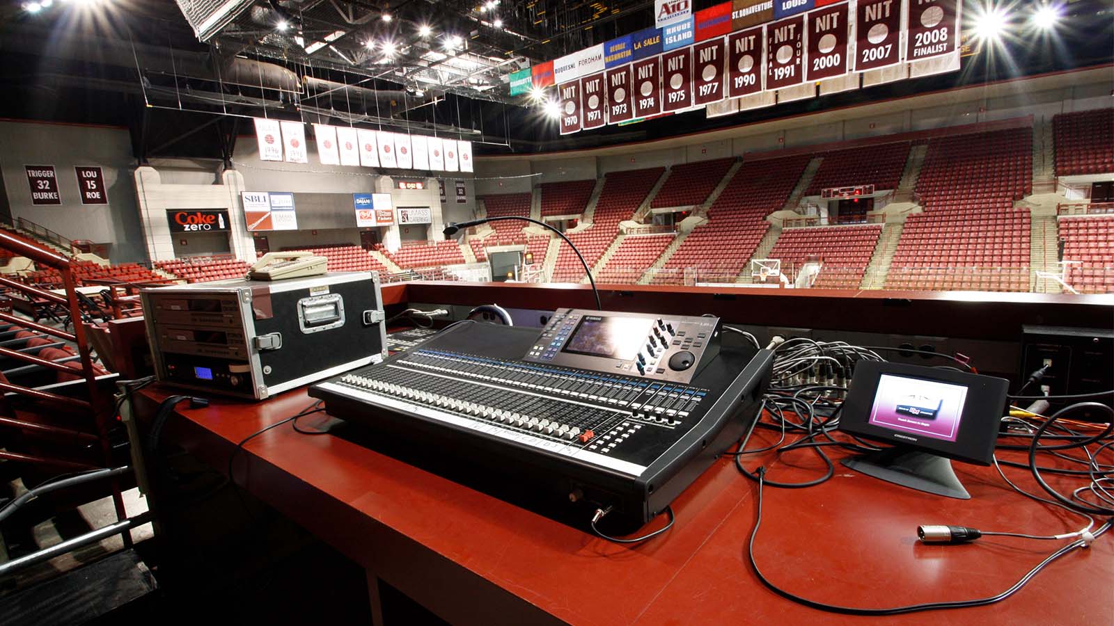 Umass Mullins Center Interior