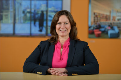 Suzanne King